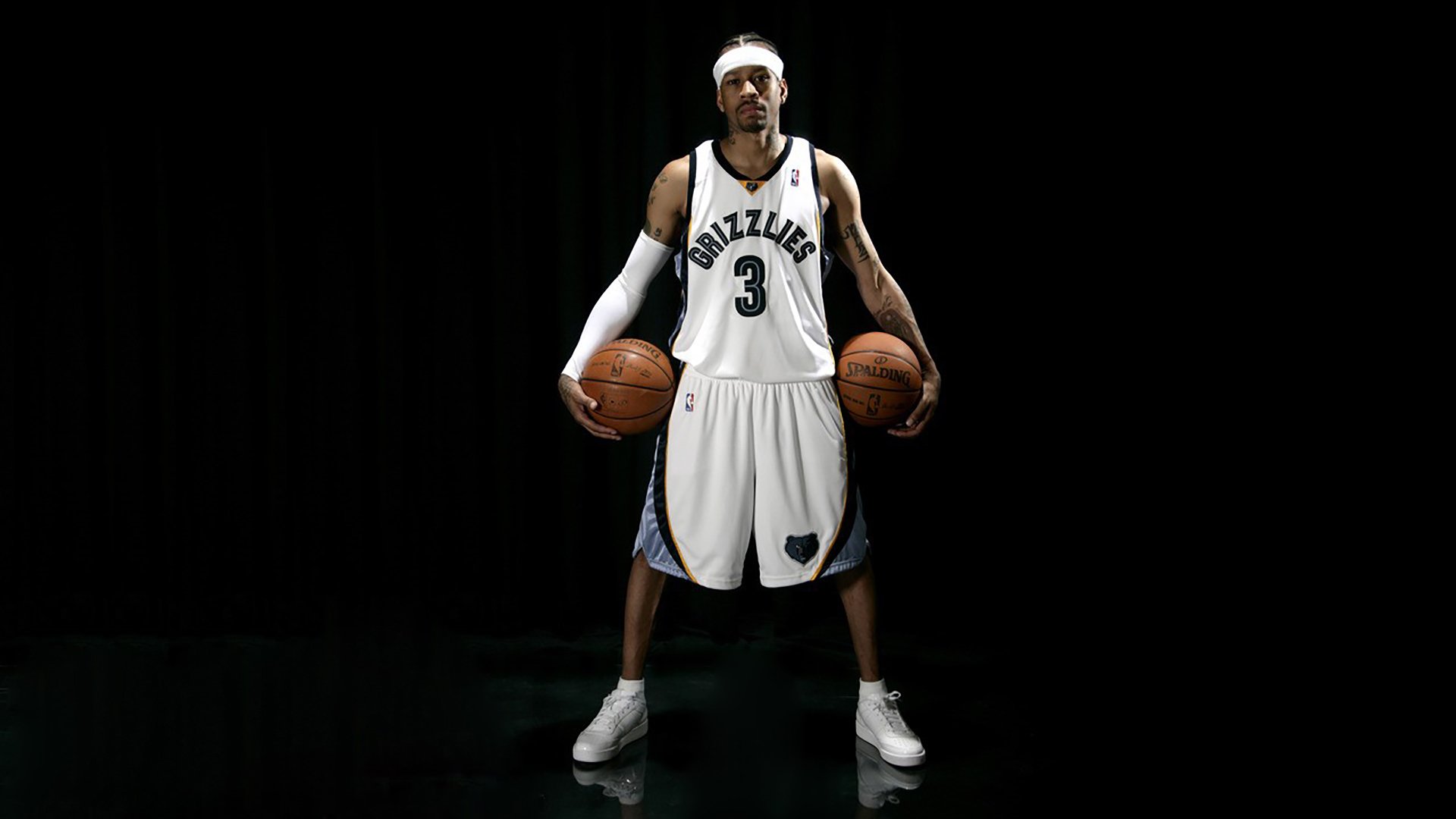 英超联赛直播评论多语言化对国际覆盖效果观察，英超官方解说